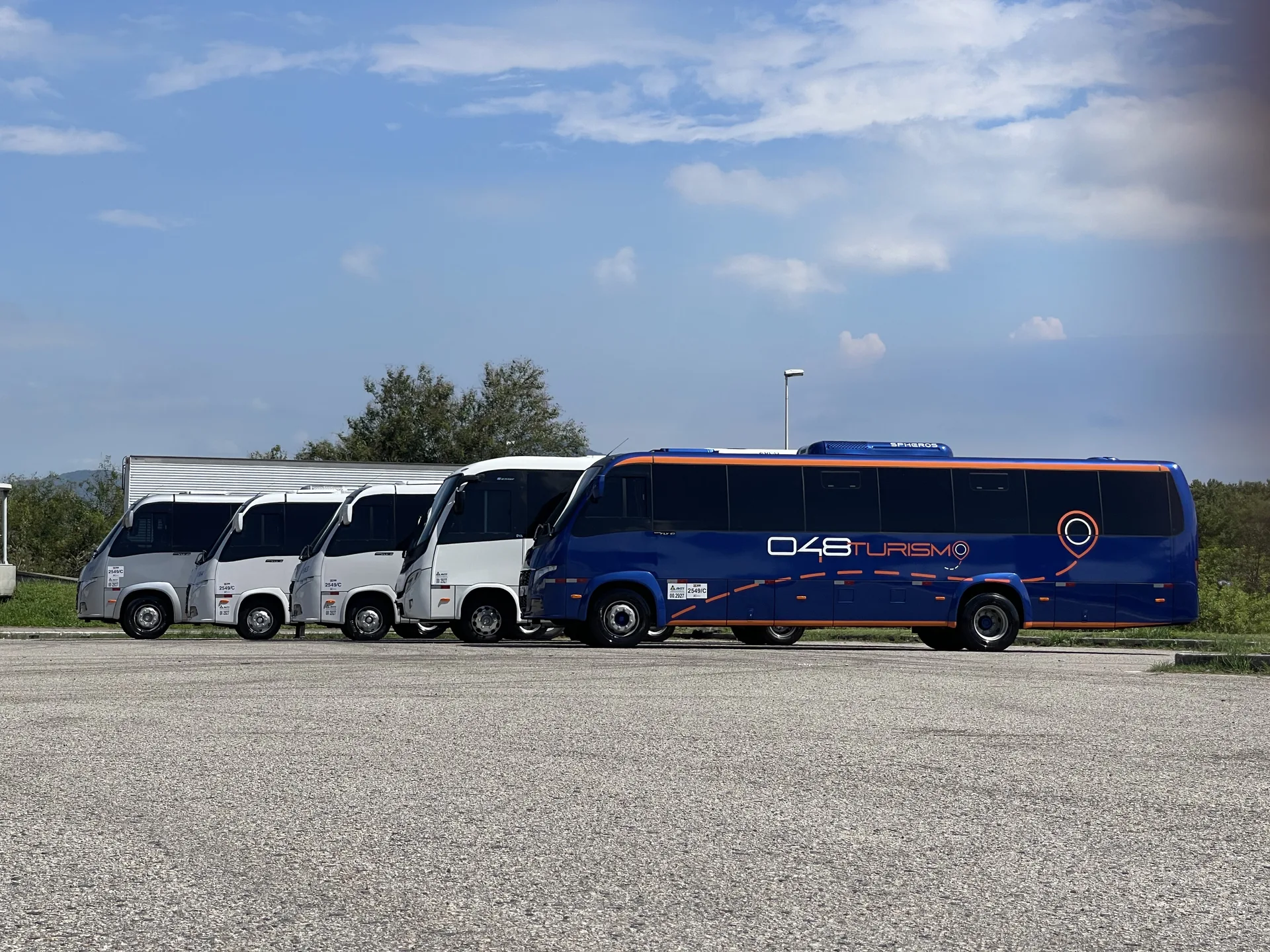 Micro-Ônibus - 048 Turismo