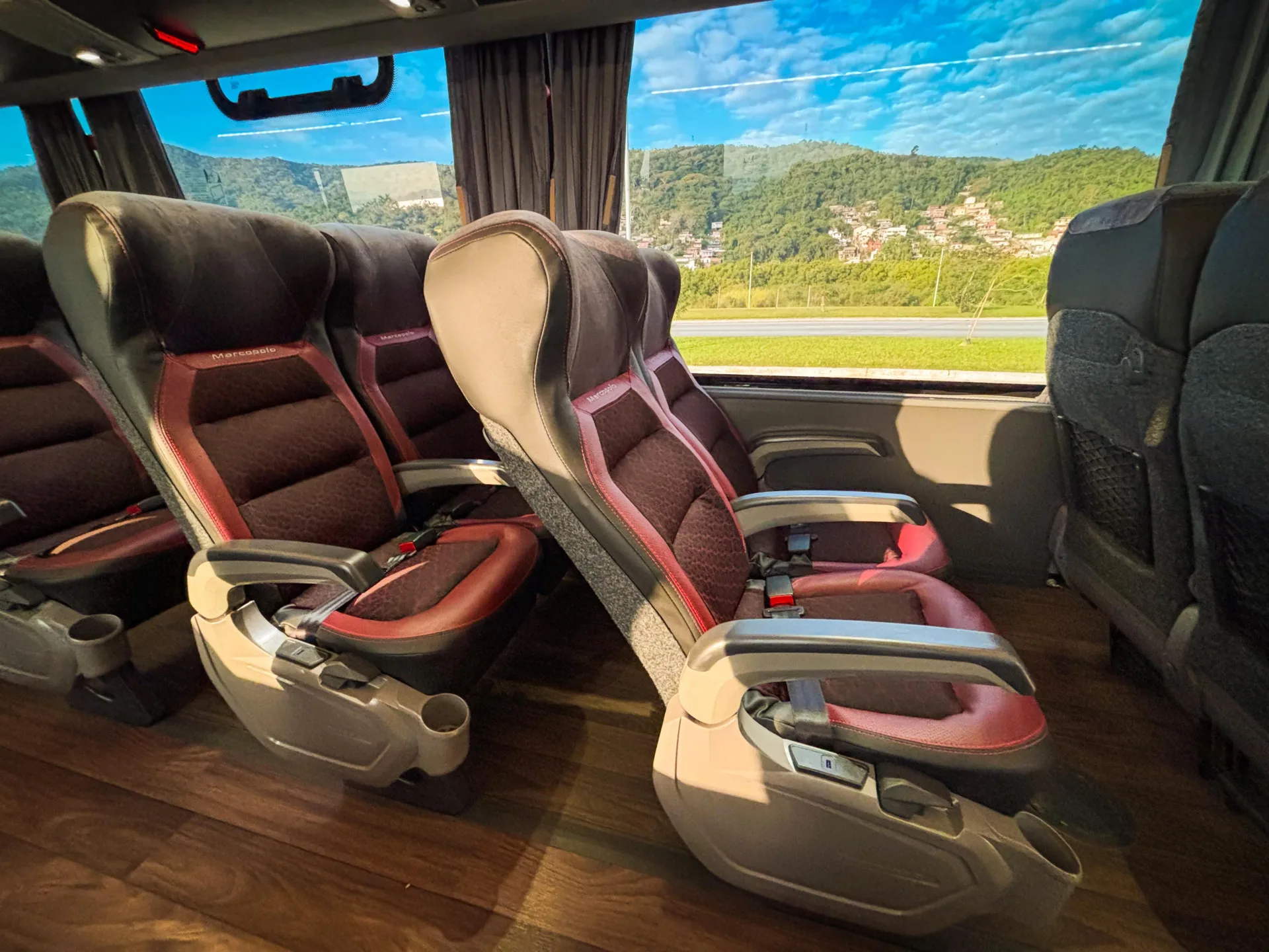 Marcopolo Senior — 32 Lugares — Poltronas Reclináveis