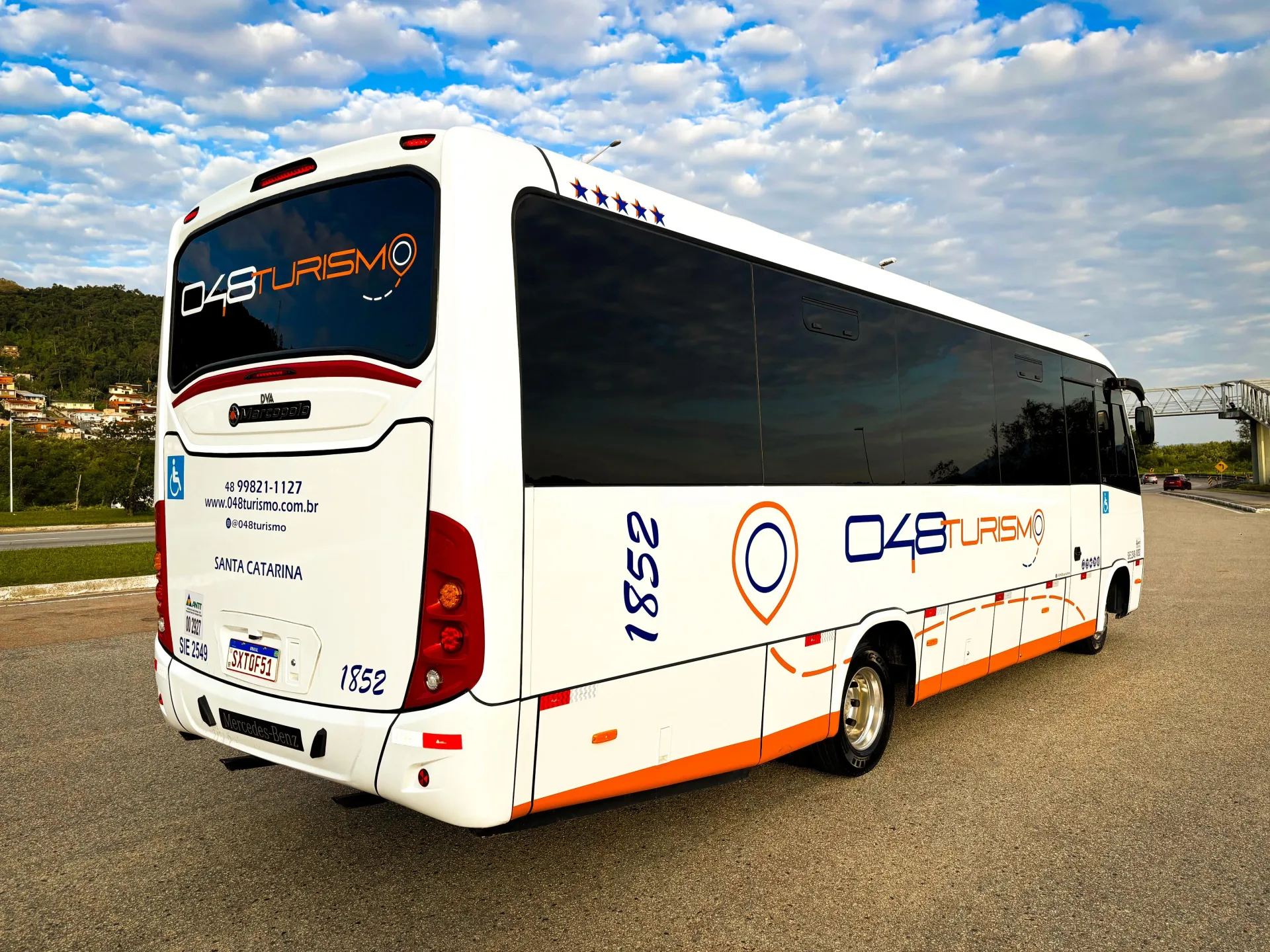 Marcopolo Senior — 32 Lugares — Vista Traseira