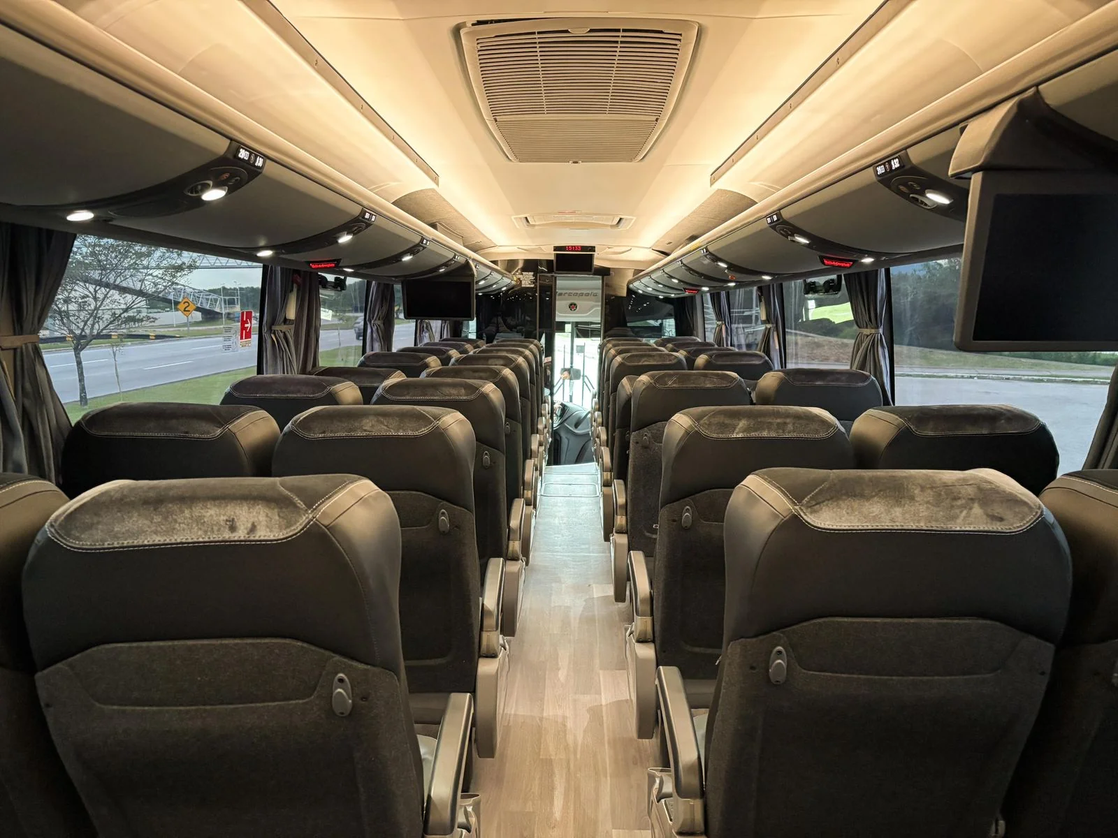 Double Decker DD 1800 - Poltronas Semi-Leito